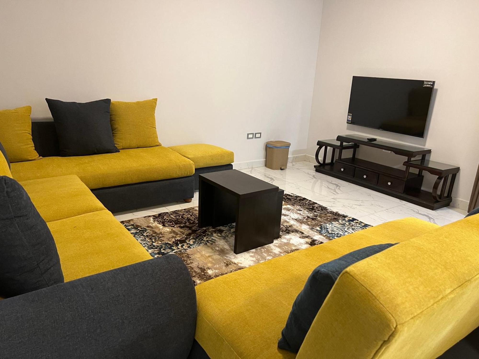 Luxury Apartments Beside Mall Of Arabia And Dar Al-Fouad Hospital - Families Only- No Alcoholic Beverages 6th of October City Buitenkant foto