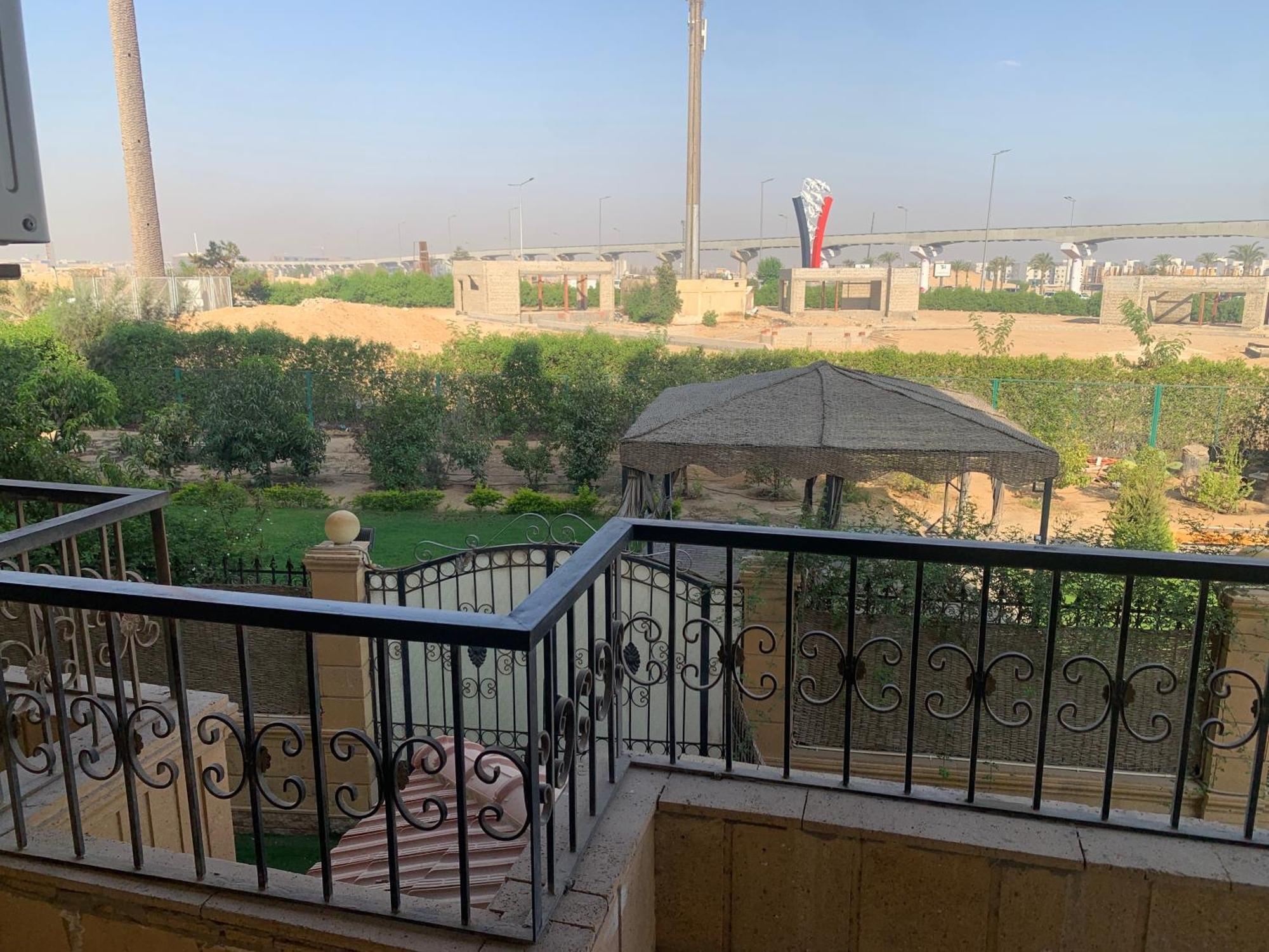 Luxury Apartments Beside Mall Of Arabia And Dar Al-Fouad Hospital - Families Only- No Alcoholic Beverages 6th of October City Buitenkant foto
