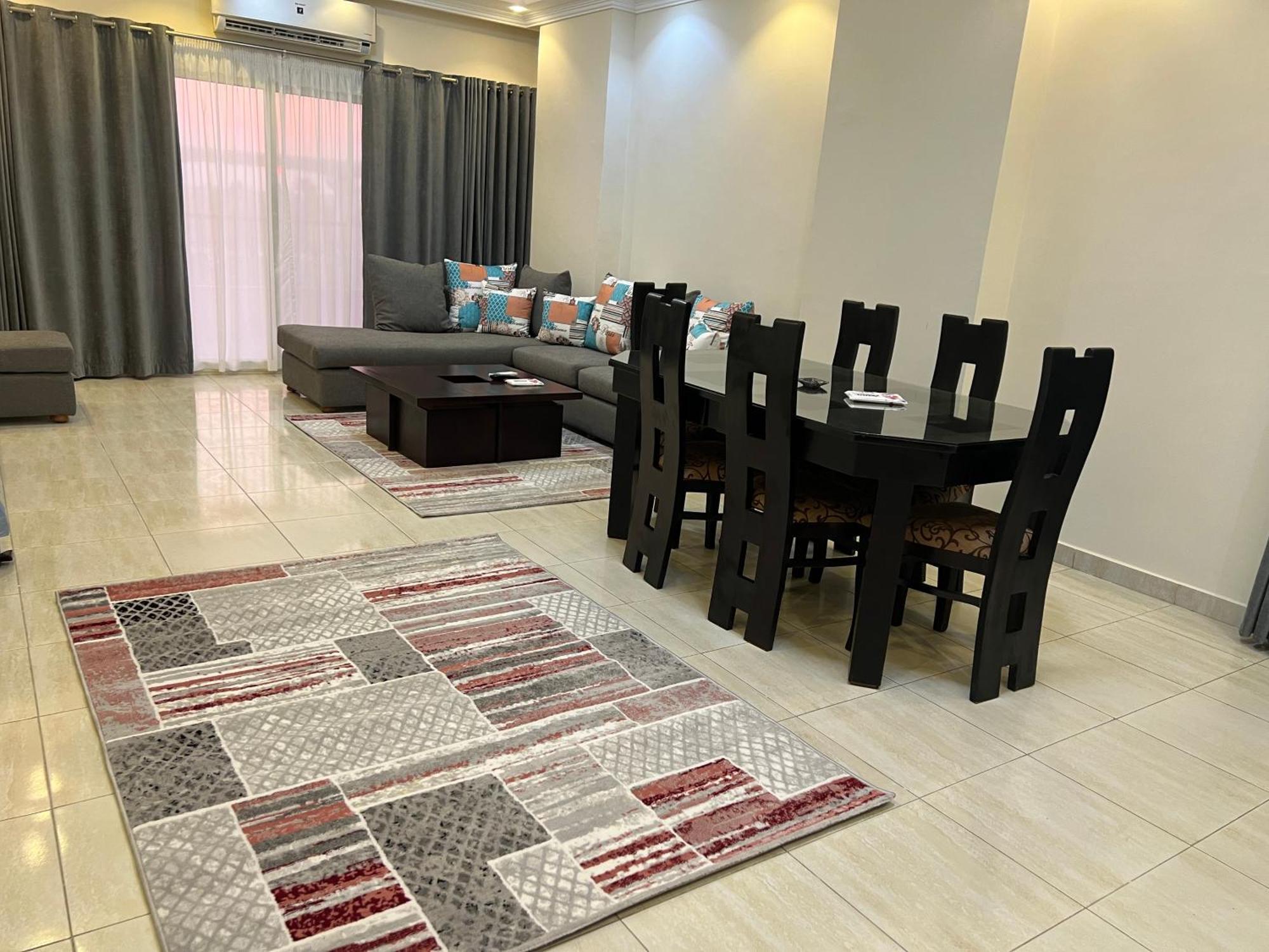 Luxury Apartments Beside Mall Of Arabia And Dar Al-Fouad Hospital - Families Only- No Alcoholic Beverages 6th of October City Buitenkant foto